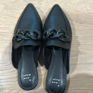 Ladies black shoes